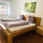 Ellenweiler Bis 15 P דירה פרידריכסהאפן