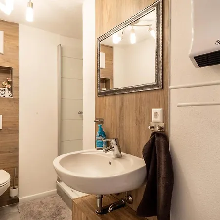 Ellenweiler Bis 15 P Friedrichshafen