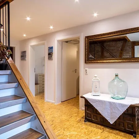 Apartment Ellenweiler Bis 15 P *